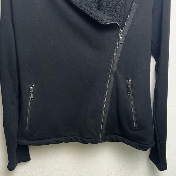 GUESS Asymmetrical Sherpa Lined Jacket - Picture 12 of 12